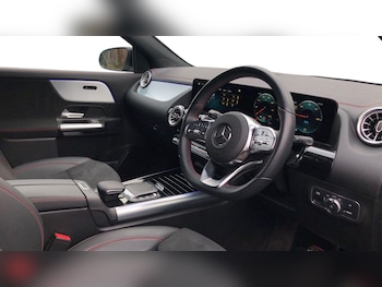 Used Mercedes-Benz EQA 2022 for sale - 77304790: Photo