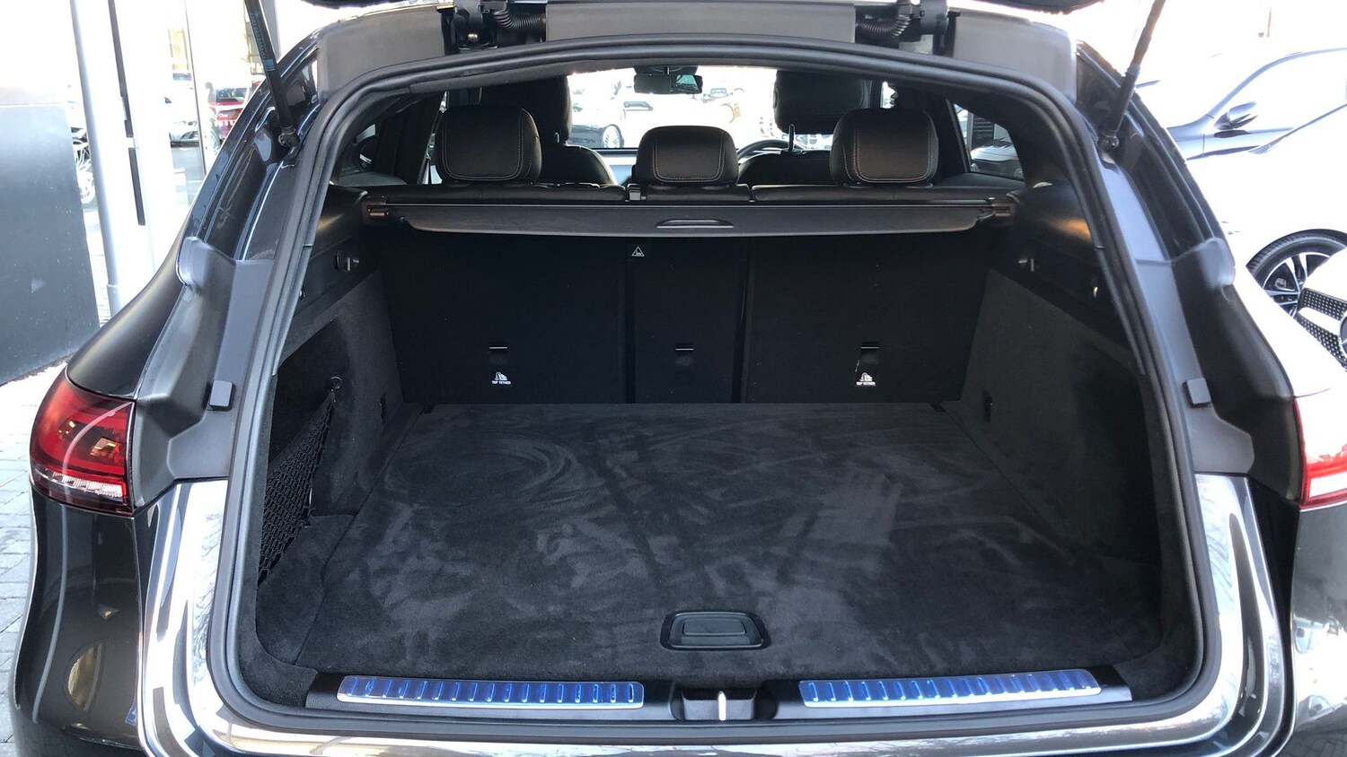 Used Mercedes-Benz EQC 2023 for sale - 76545885: Photo 14