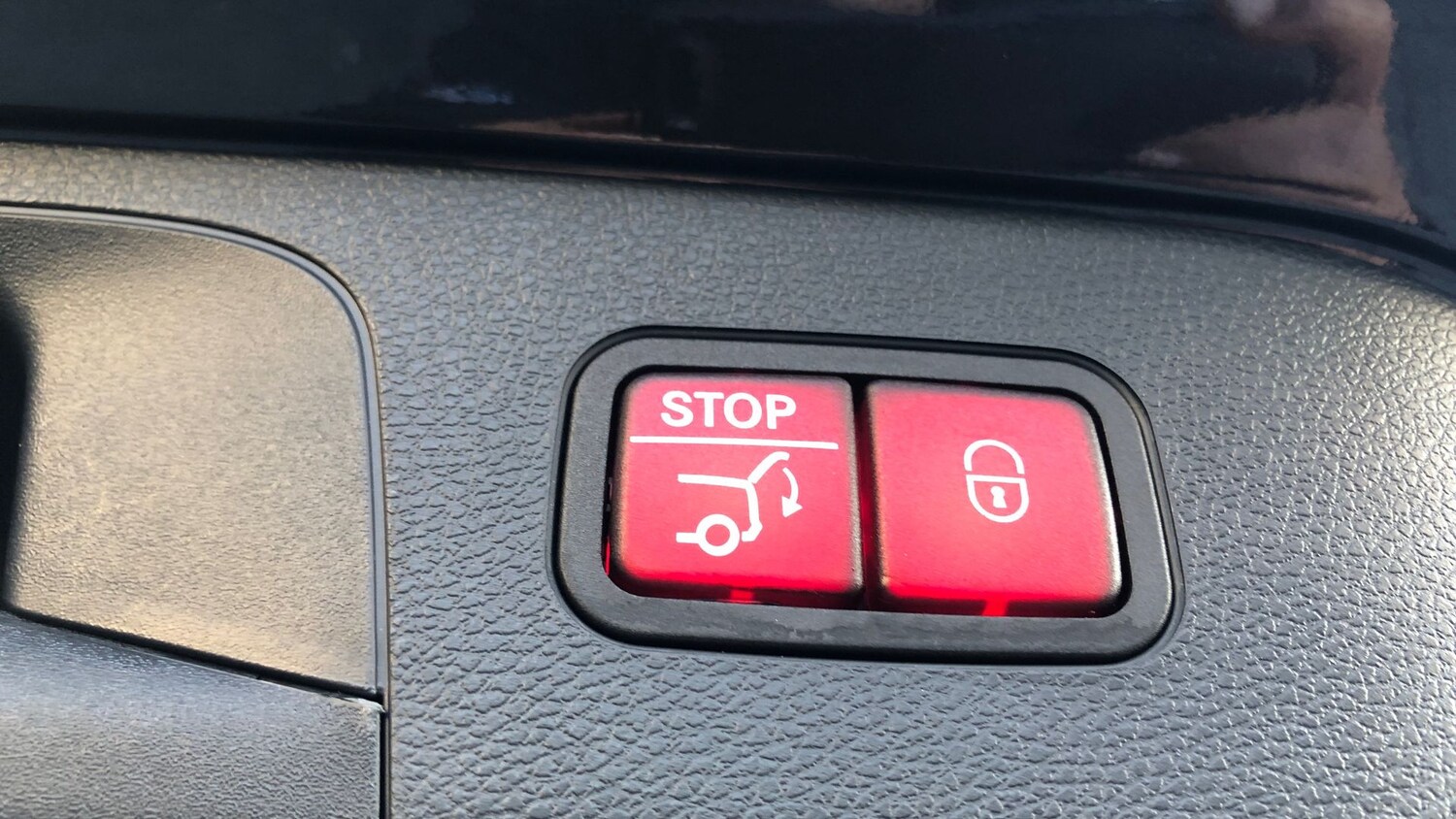 Used Mercedes-Benz EQC 2023 for sale - 76545885: Photo 39