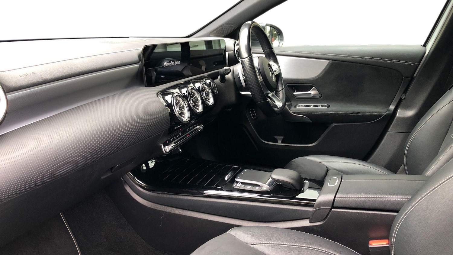 Used Mercedes-Benz A-Class 2022 for sale - 76413807: Photo 8