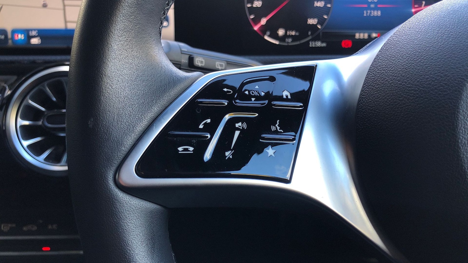 Used Mercedes-Benz A-Class 2023 for sale - 76413536: Photo 19