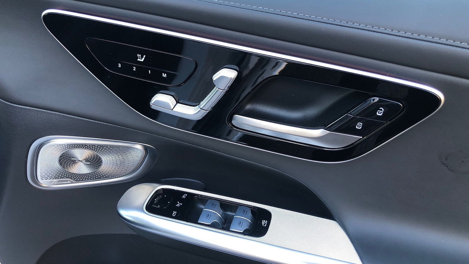 Used Mercedes-Benz GLC 2024 for sale - 77365439: Photo 29