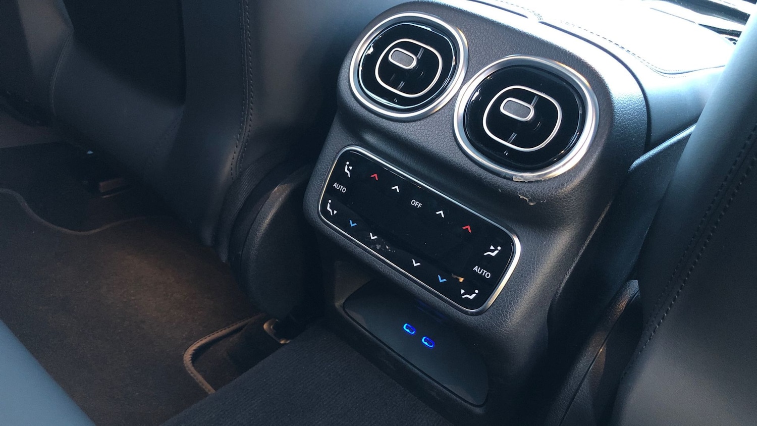 Used Mercedes-Benz GLC 2024 for sale - 77365439: Photo 30