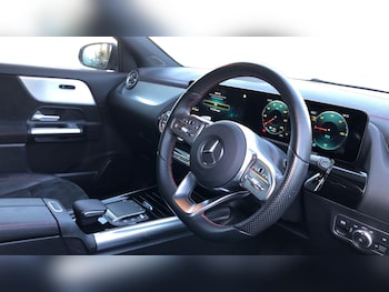 Used Mercedes-Benz EQA 2022 for sale - 77508915: Photo