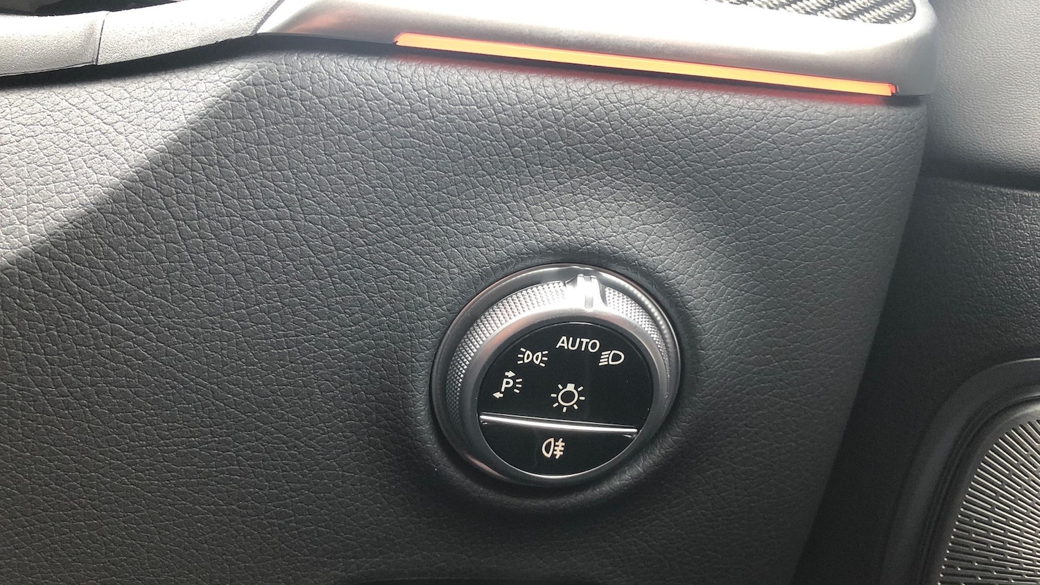 Used Mercedes-Benz GLC 2024 for sale - 76413790: Photo 30