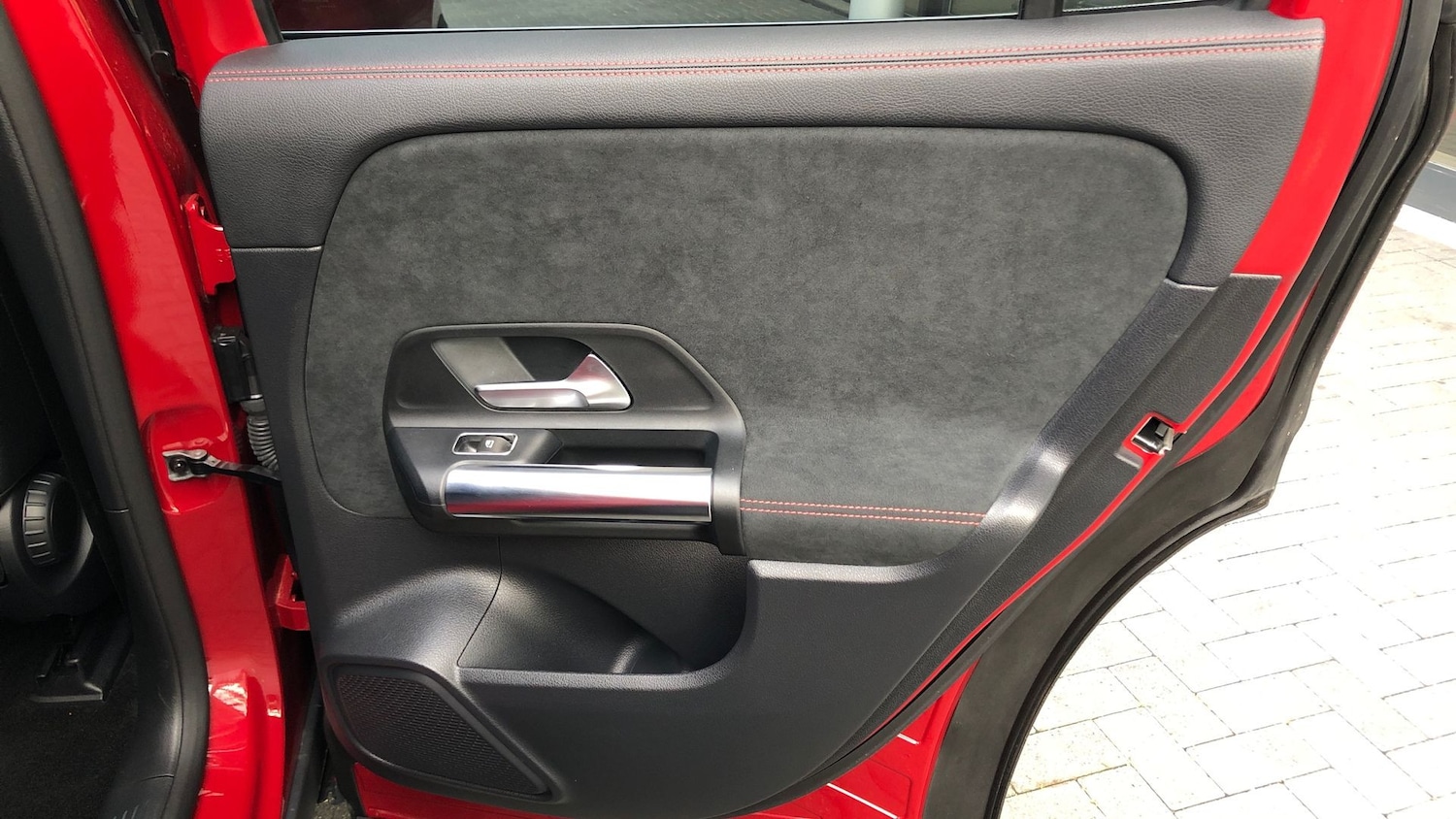 Used Mercedes-Benz EQA 2022 for sale - 76413836: Photo 30