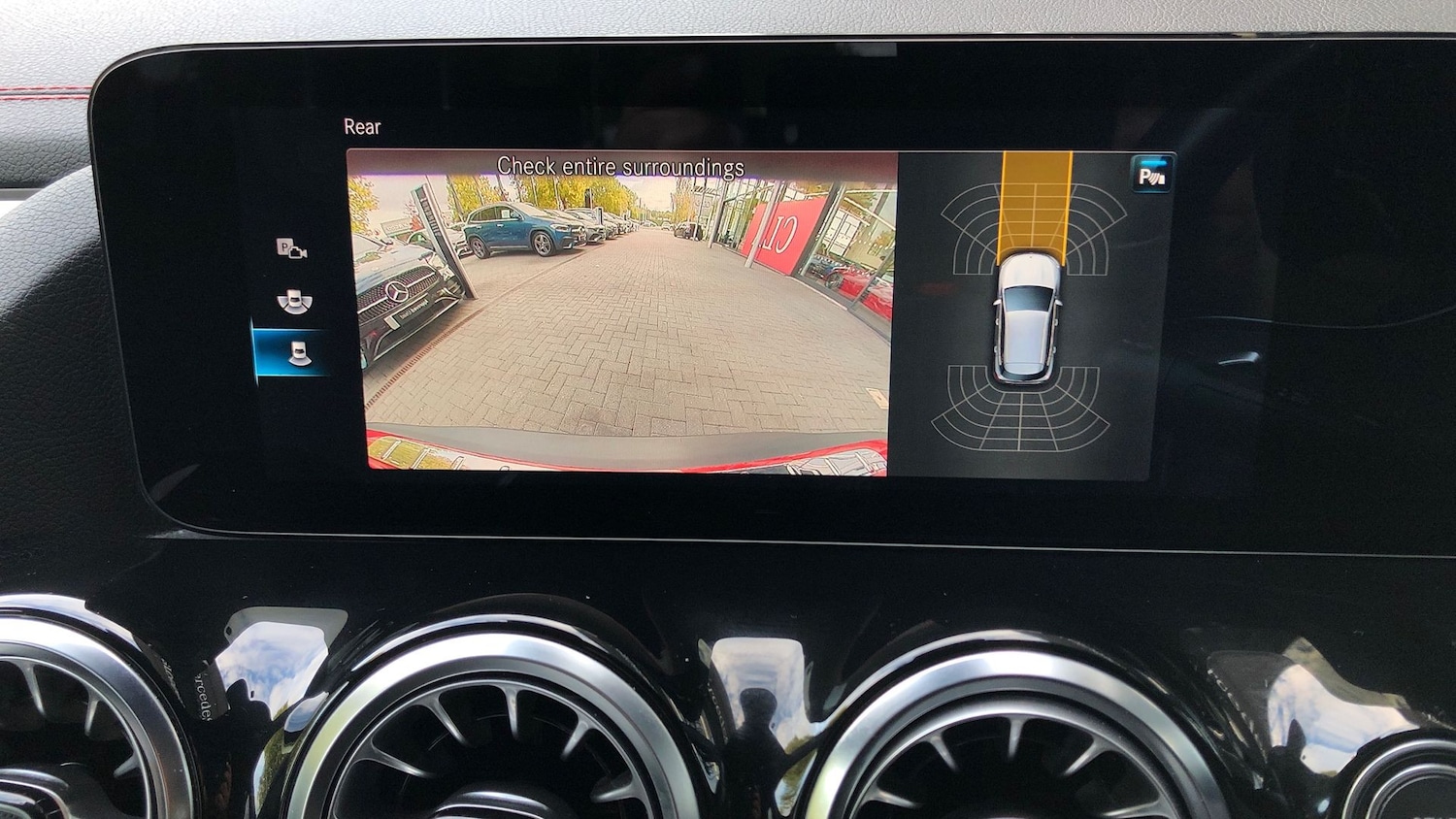 Used Mercedes-Benz EQA 2022 for sale - 76413836: Photo 33