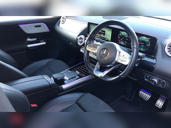 Used Mercedes-Benz EQA 2022 for sale - 76958627: Photo