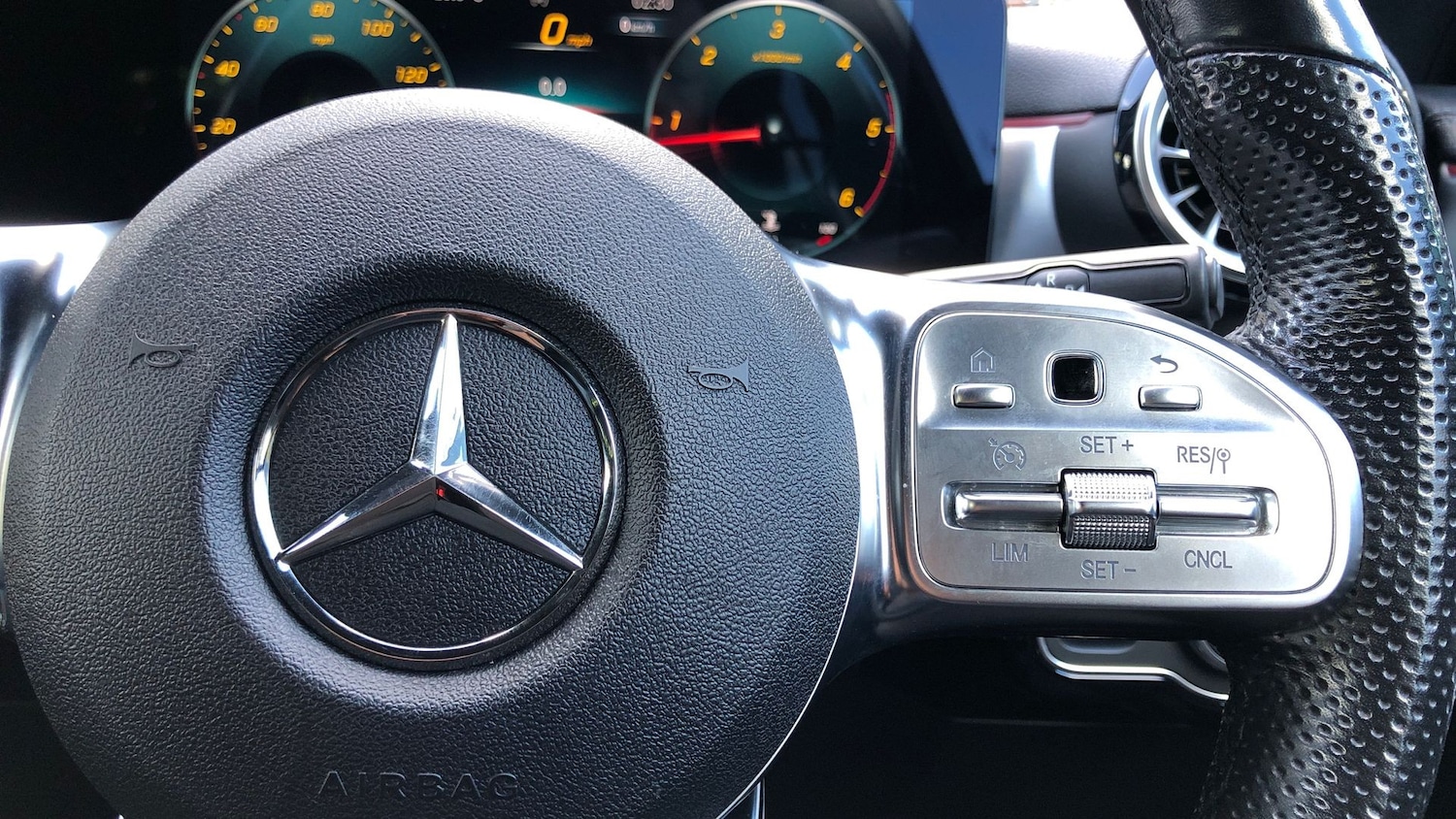 Used Mercedes-Benz CLA 2022 for sale - 76413695: Photo 16