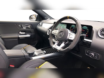 Used Mercedes-Benz GLA 2022 for sale - 76413822: Photo