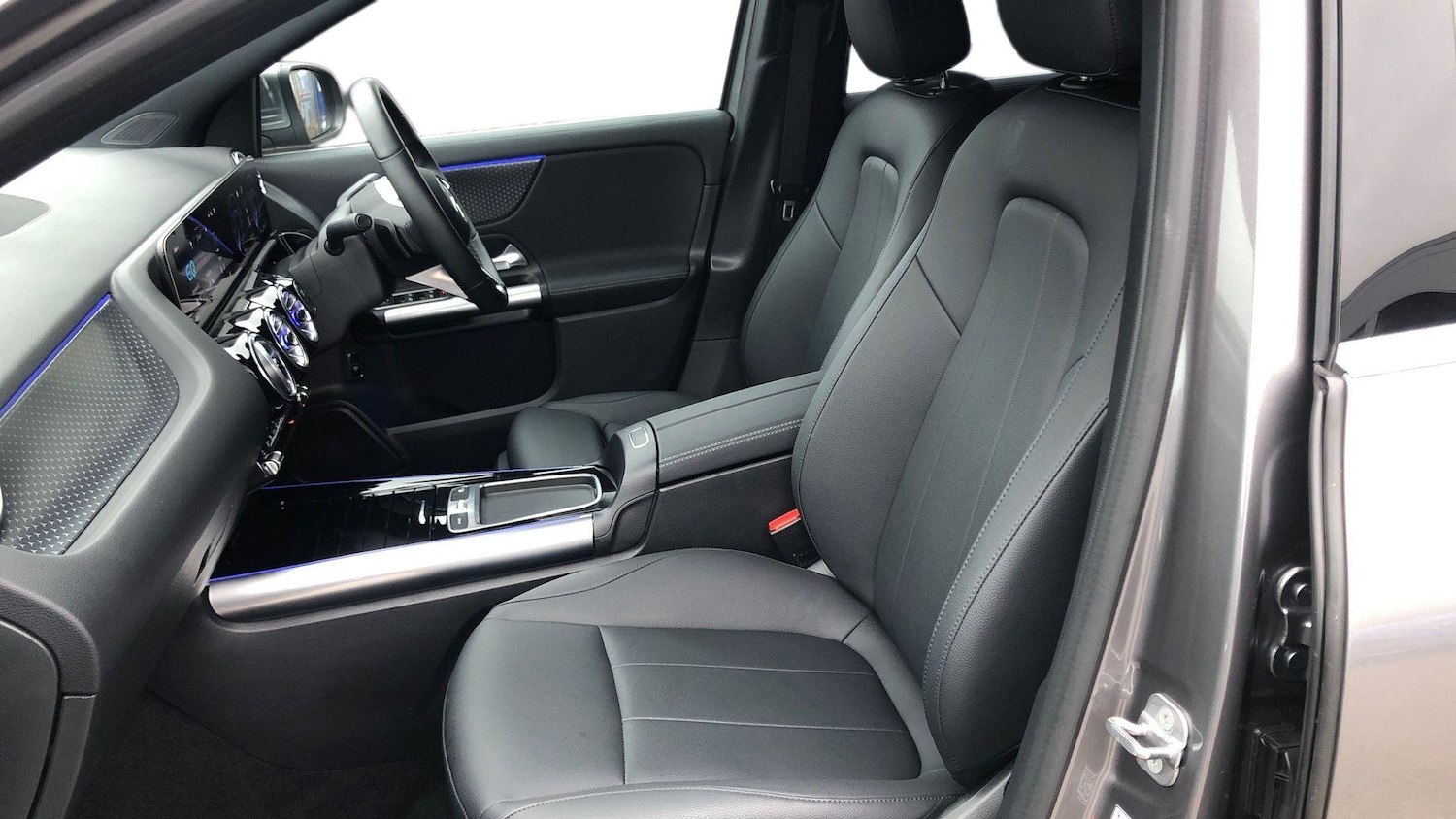 Used Mercedes-Benz EQA 2024 for sale - 76949470: Photo 11