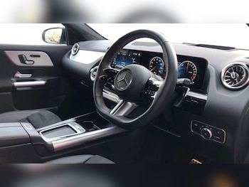 Used Mercedes-Benz GLA 2024 for sale - 77213830: Photo