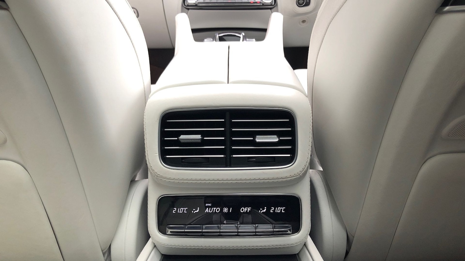 Used Mercedes-Benz GLS 2022 for sale - 77593208: Photo 40