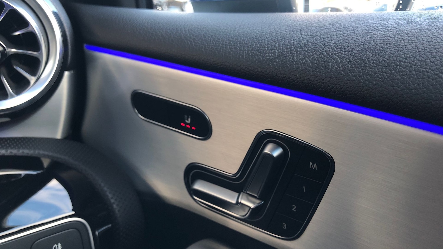 Used Mercedes-Benz A-Class 2023 for sale - 76713416: Photo 31