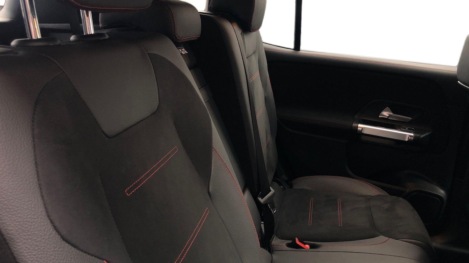 Used Mercedes-Benz GLB 2024 for sale - 76413710: Photo 12