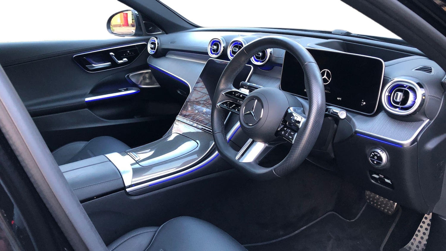 Used Mercedes-Benz C Class 2024 for sale - 76963761: Photo 3