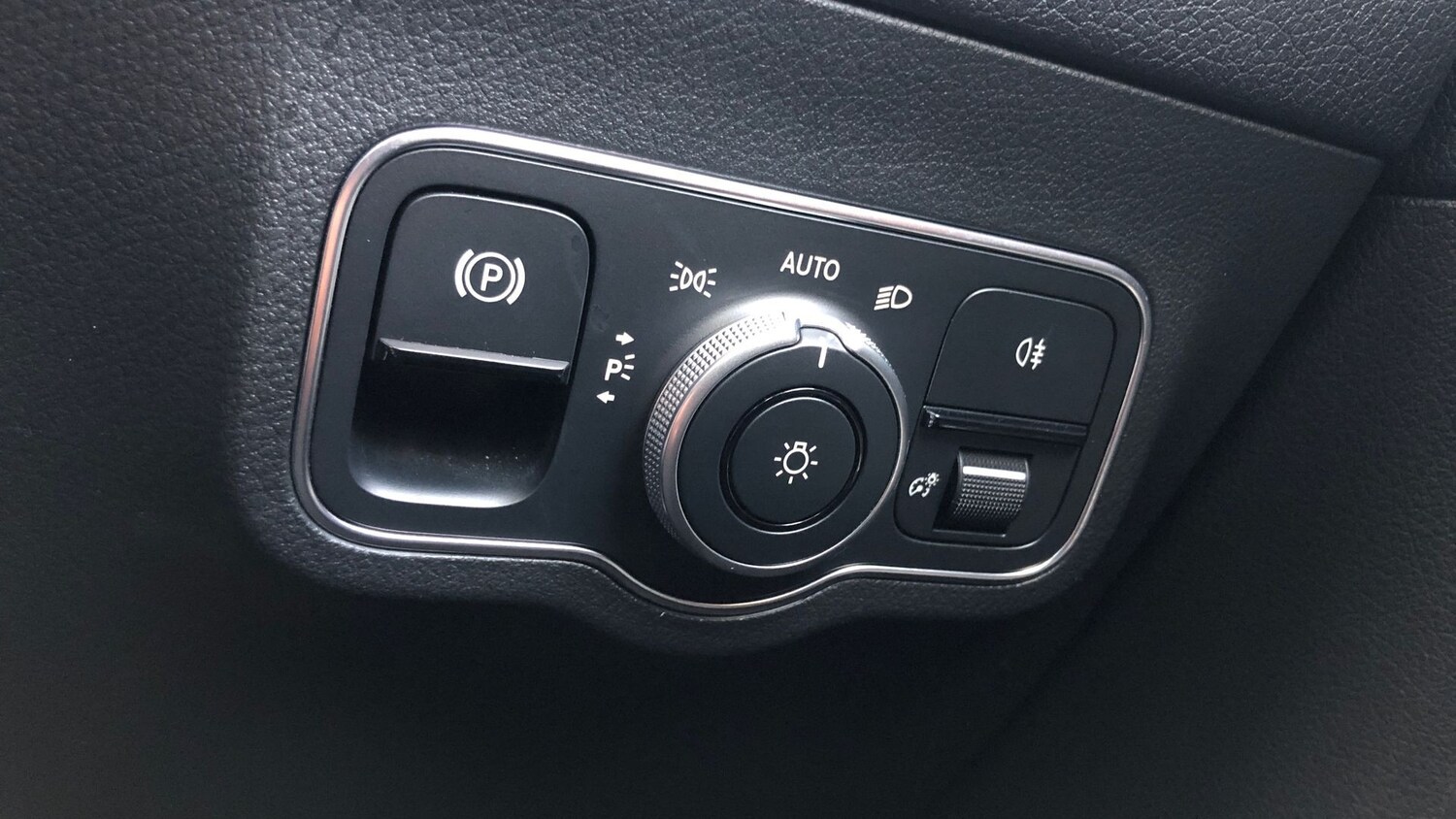 Used Mercedes-Benz EQA 2021 for sale - 76413675: Photo 34