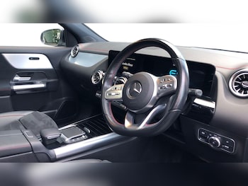 Used Mercedes-Benz EQA 2021 for sale - 76413675: Photo