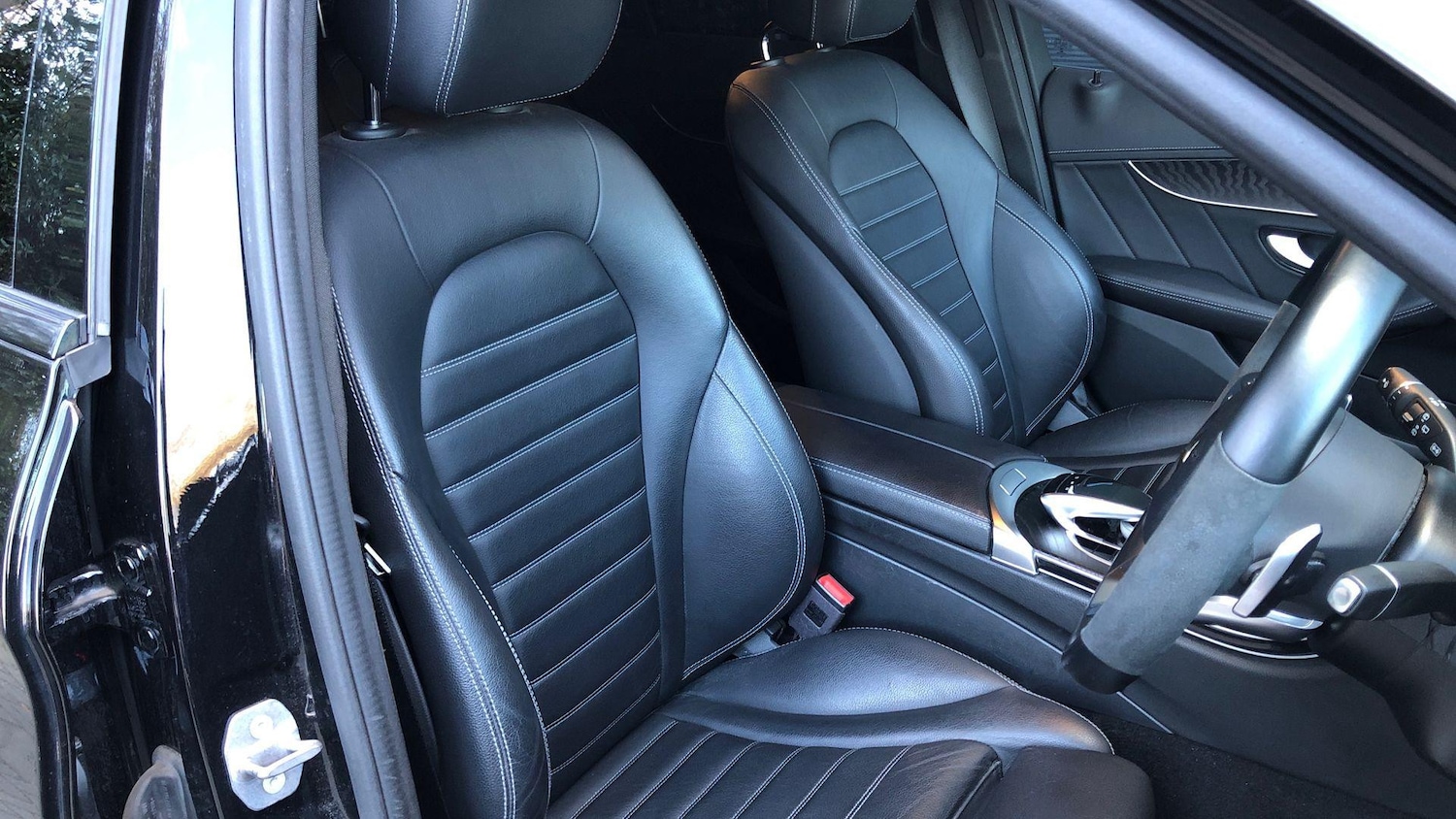 Used Mercedes-Benz C Class 2021 for sale - 77028365: Photo 11