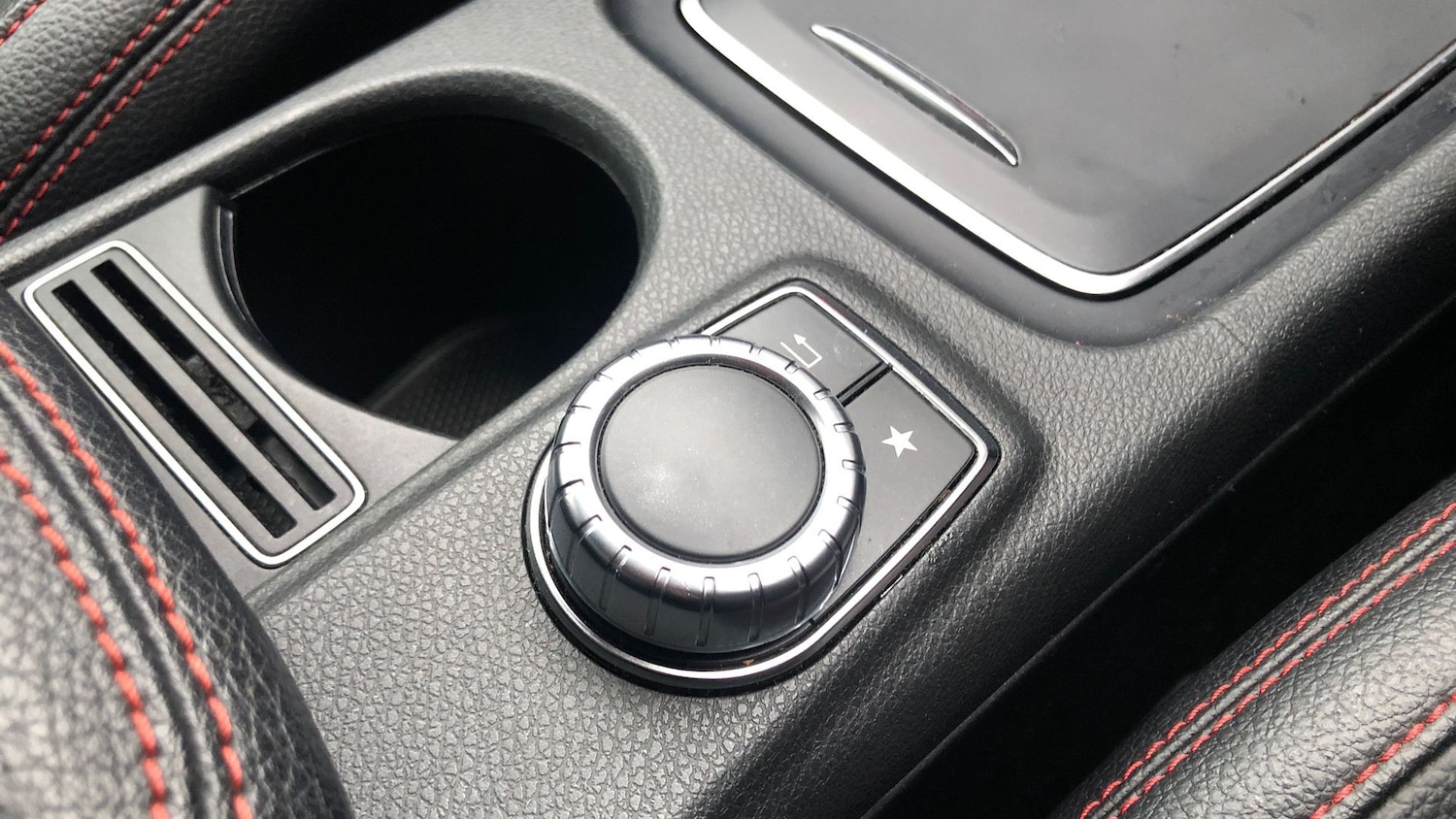 Used Mercedes-Benz GLA 2020 for sale - 76951479: Photo 24