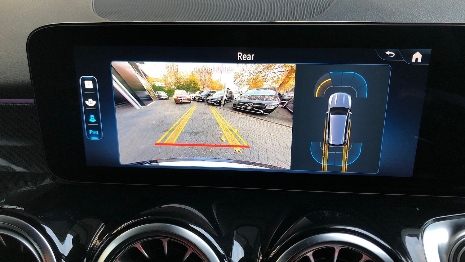 Used Mercedes-Benz GLB 2024 for sale - 76720166: Photo 32