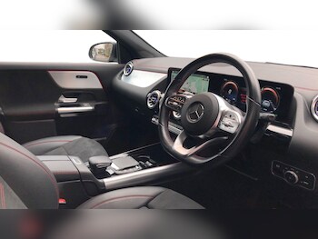 Used Mercedes-Benz EQA 2022 for sale - 77201653: Photo