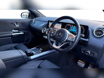 Used Mercedes-Benz GLA 2022 for sale - 77591584: Photo