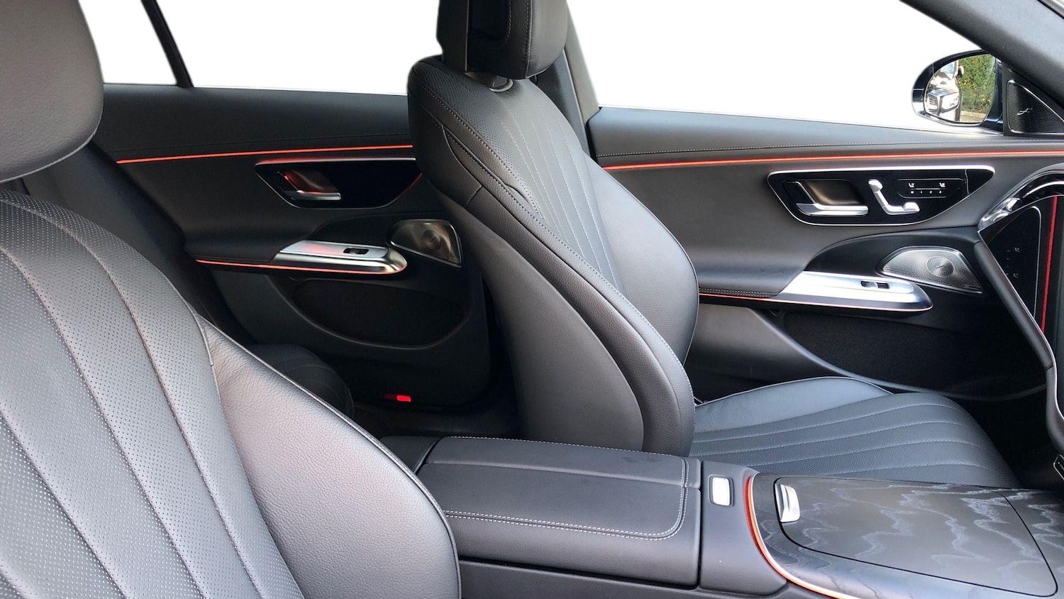 Used Mercedes-Benz E Class 2024 for sale - 76413726: Photo 11