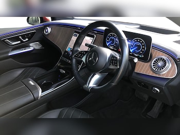 Used Mercedes-Benz EQA 2022 for sale - 76961382: Photo