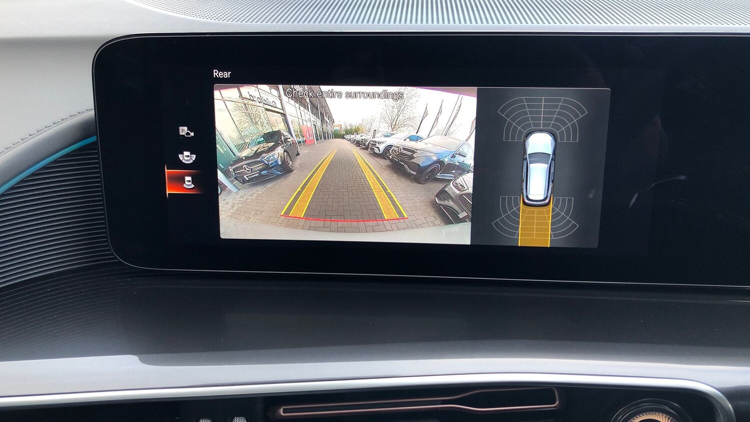 Used Mercedes-Benz EQC 2023 for sale - 76643795: Photo 32