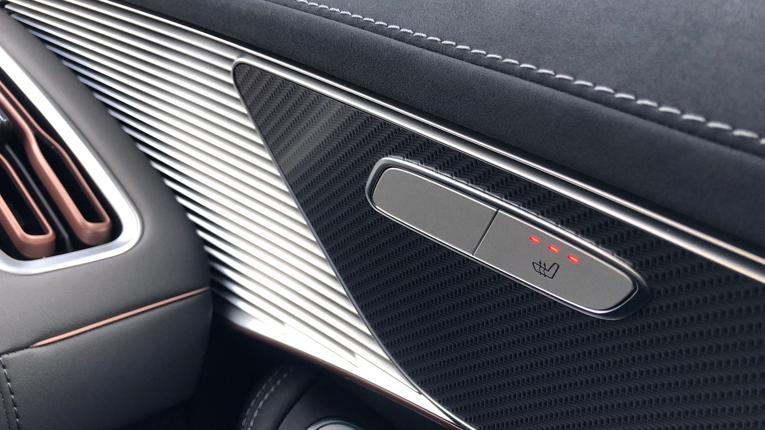 Used Mercedes-Benz EQC 2023 for sale - 76643795: Photo 34