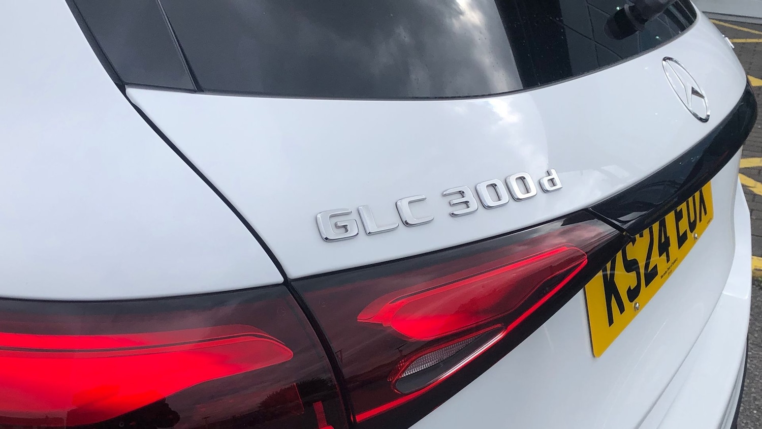 Used Mercedes-Benz GLC 2024 for sale - 76455700: Photo 17