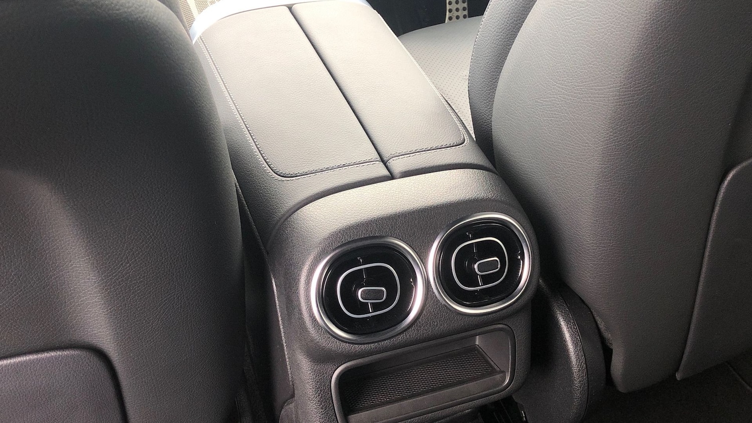 Used Mercedes-Benz GLC 2024 for sale - 76455700: Photo 22