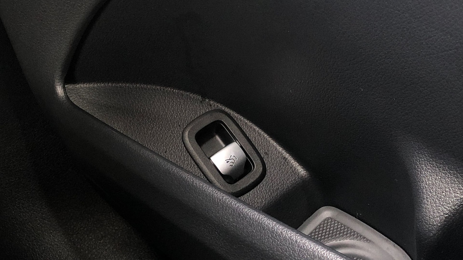 Used Mercedes-Benz GLC 2024 for sale - 76455700: Photo 26