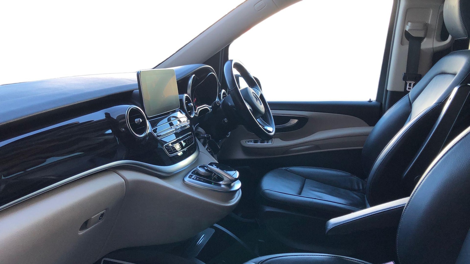 Used Mercedes-Benz V-Class 2019 for sale - 76413738: Photo 11