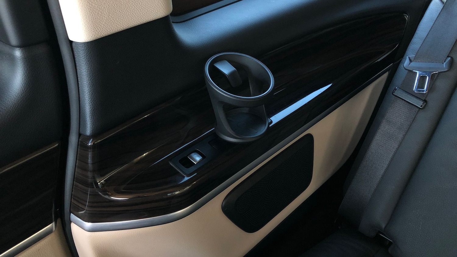 Used Mercedes-Benz V-Class 2019 for sale - 76413738: Photo 36