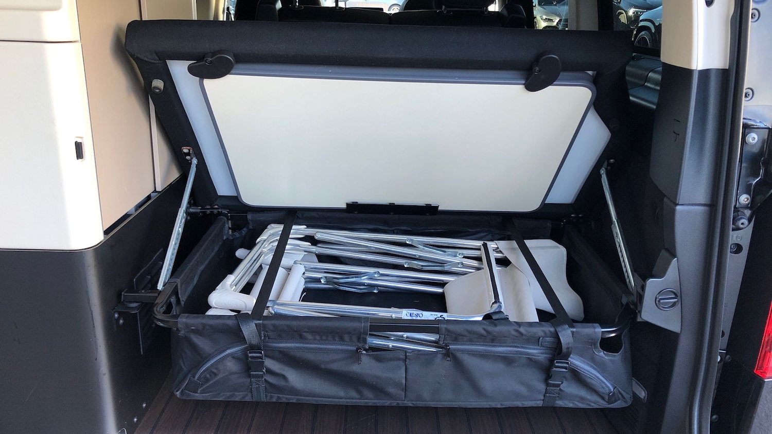 Used Mercedes-Benz V-Class 2019 for sale - 76413738: Photo 38