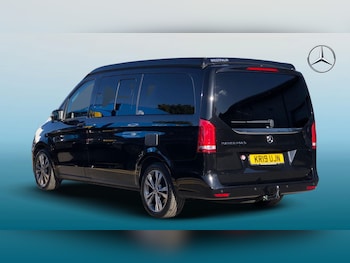 Used Mercedes-Benz V-Class 2019 for sale - 76413738: Photo