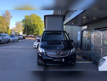 Used Mercedes-Benz V-Class 2019 for sale - 76413738: Photo