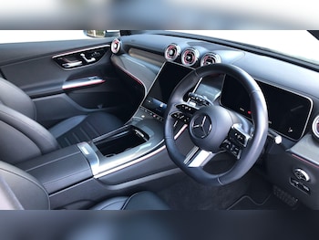 Used Mercedes-Benz GLC 2024 for sale - 76961381: Photo