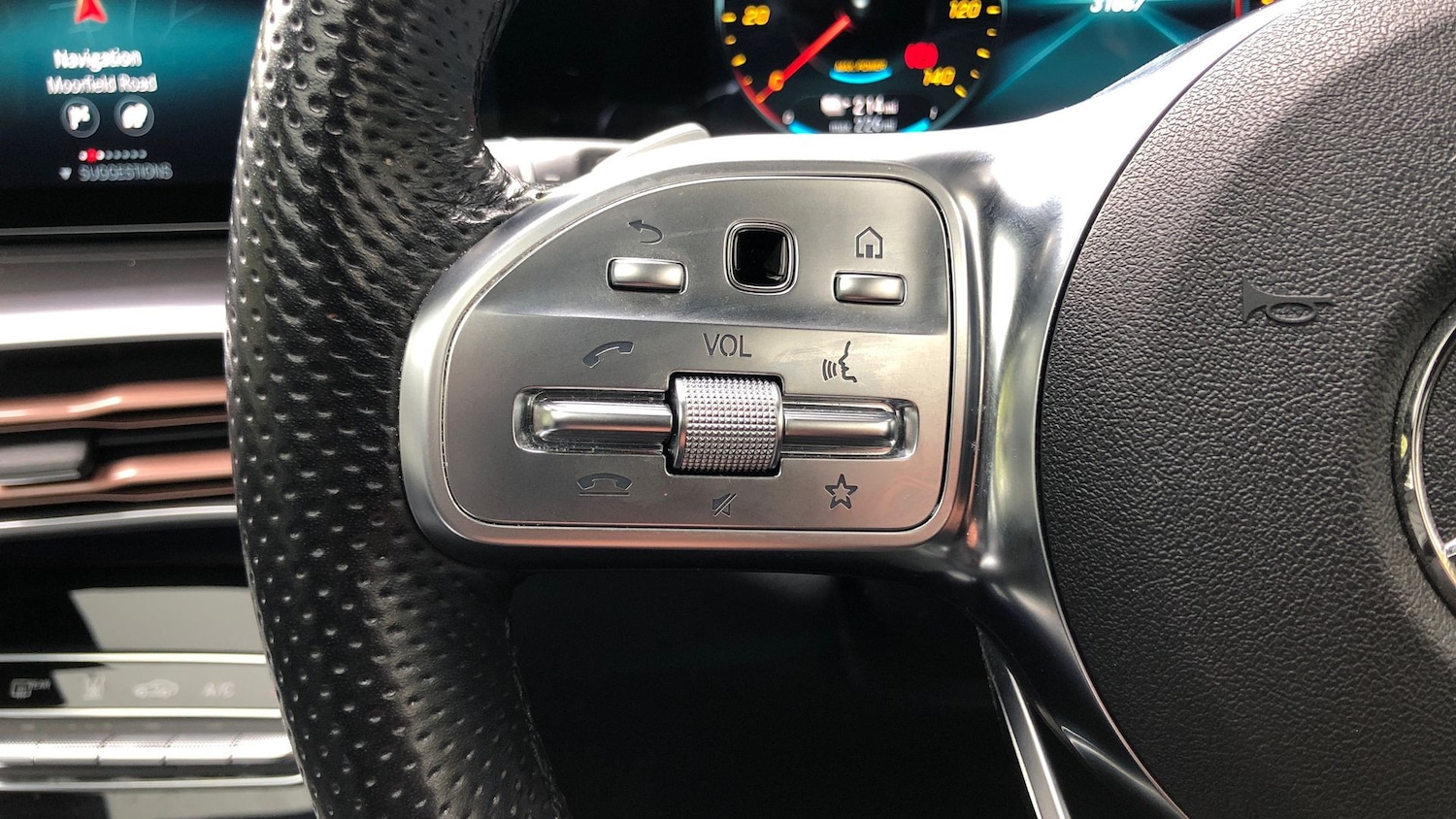 Used Mercedes-Benz EQC 2022 for sale - 76413823: Photo 19