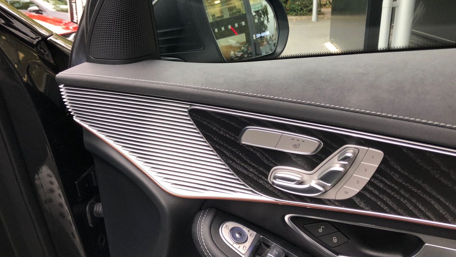 Used Mercedes-Benz EQC 2022 for sale - 76413823: Photo 34