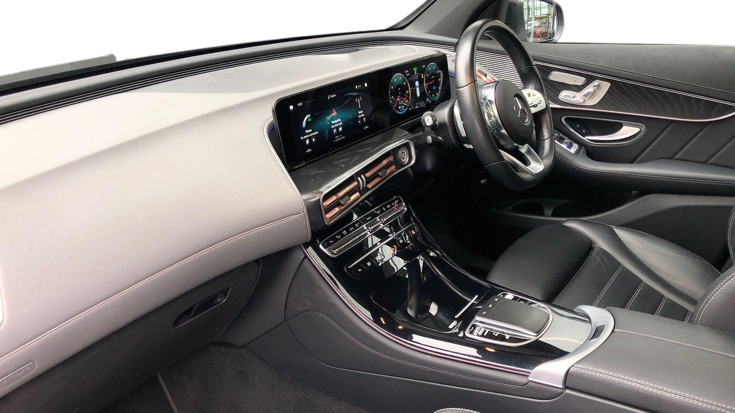 Used Mercedes-Benz EQC 2022 for sale - 76413823: Photo 8