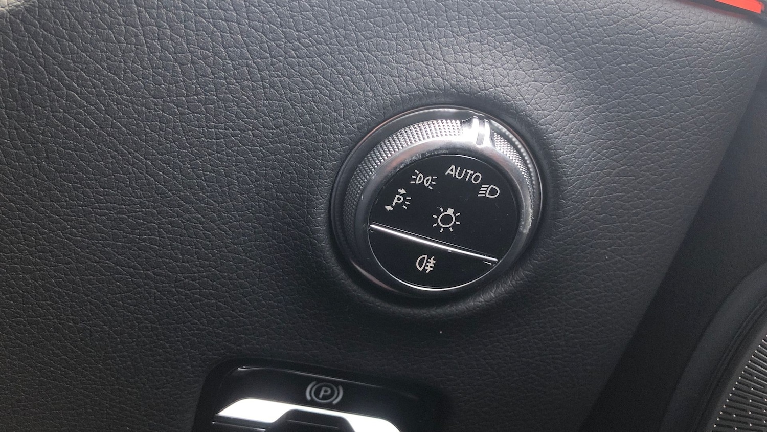 Used Mercedes-Benz GLC 2023 for sale - 77254248: Photo 28