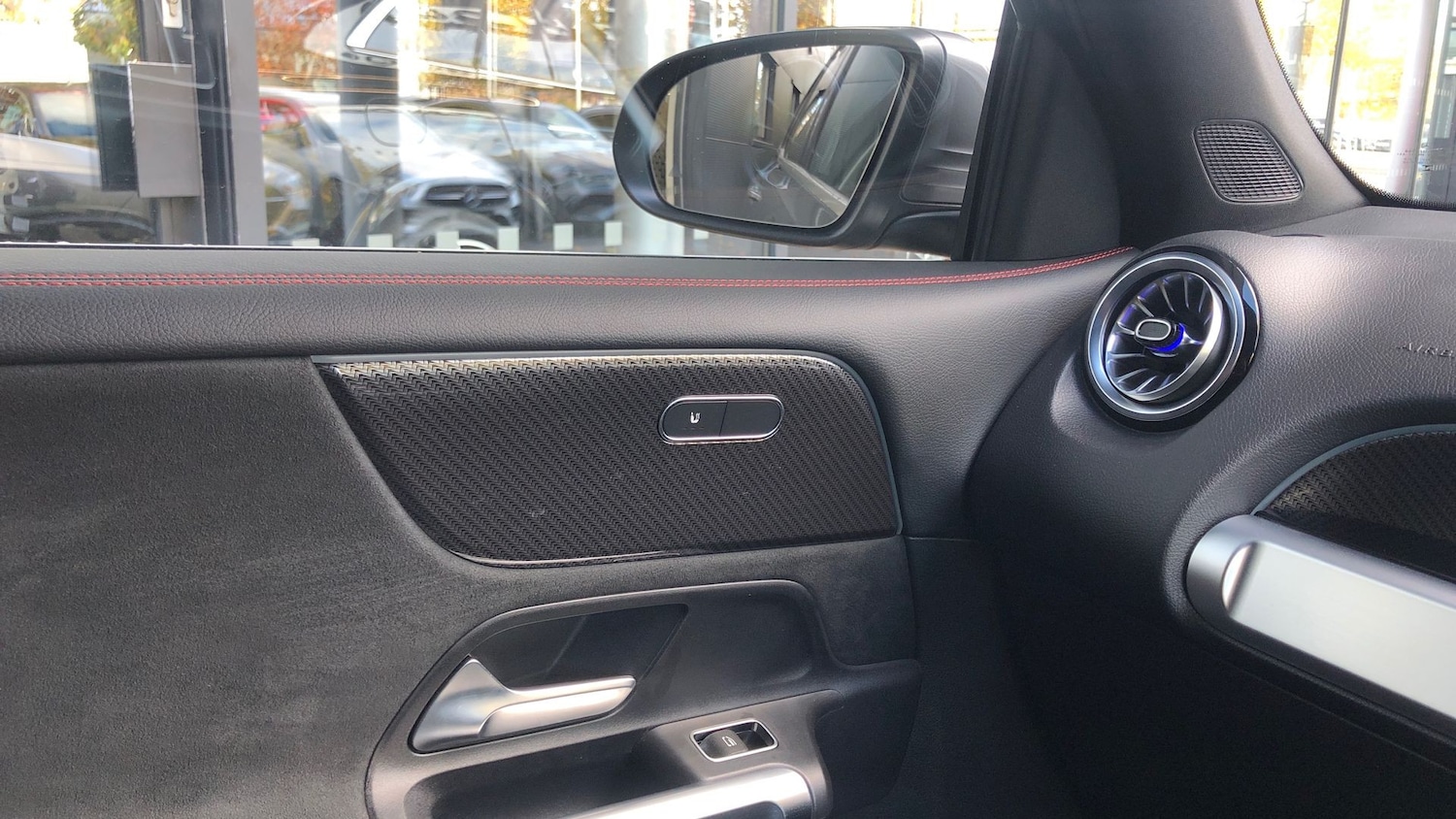 Used Mercedes-Benz GLB 2024 for sale - 76413565: Photo 29