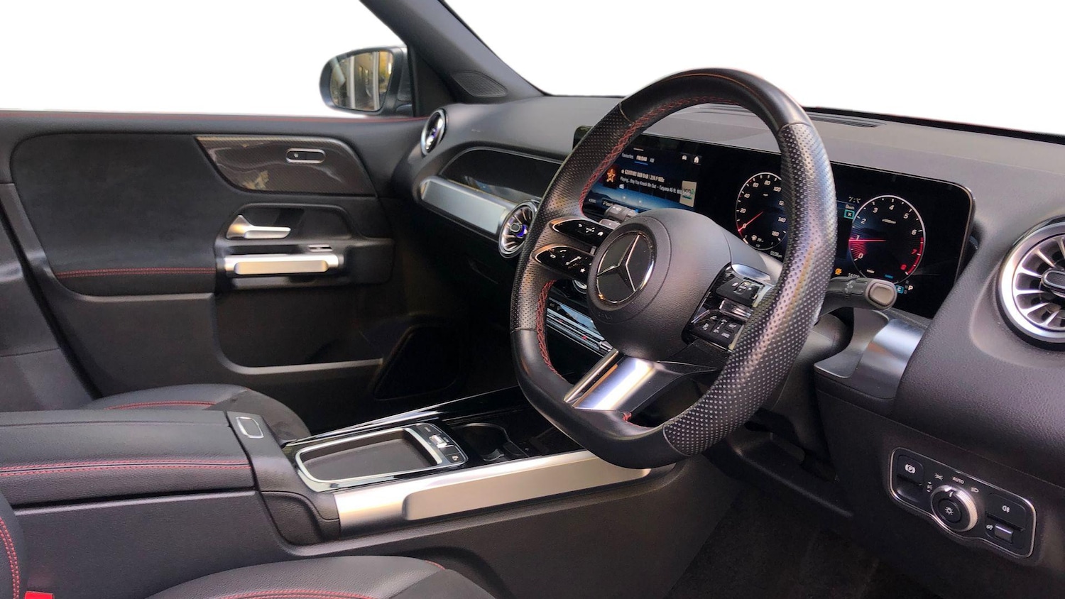 Used Mercedes-Benz GLB 2024 for sale - 76413565: Photo 3