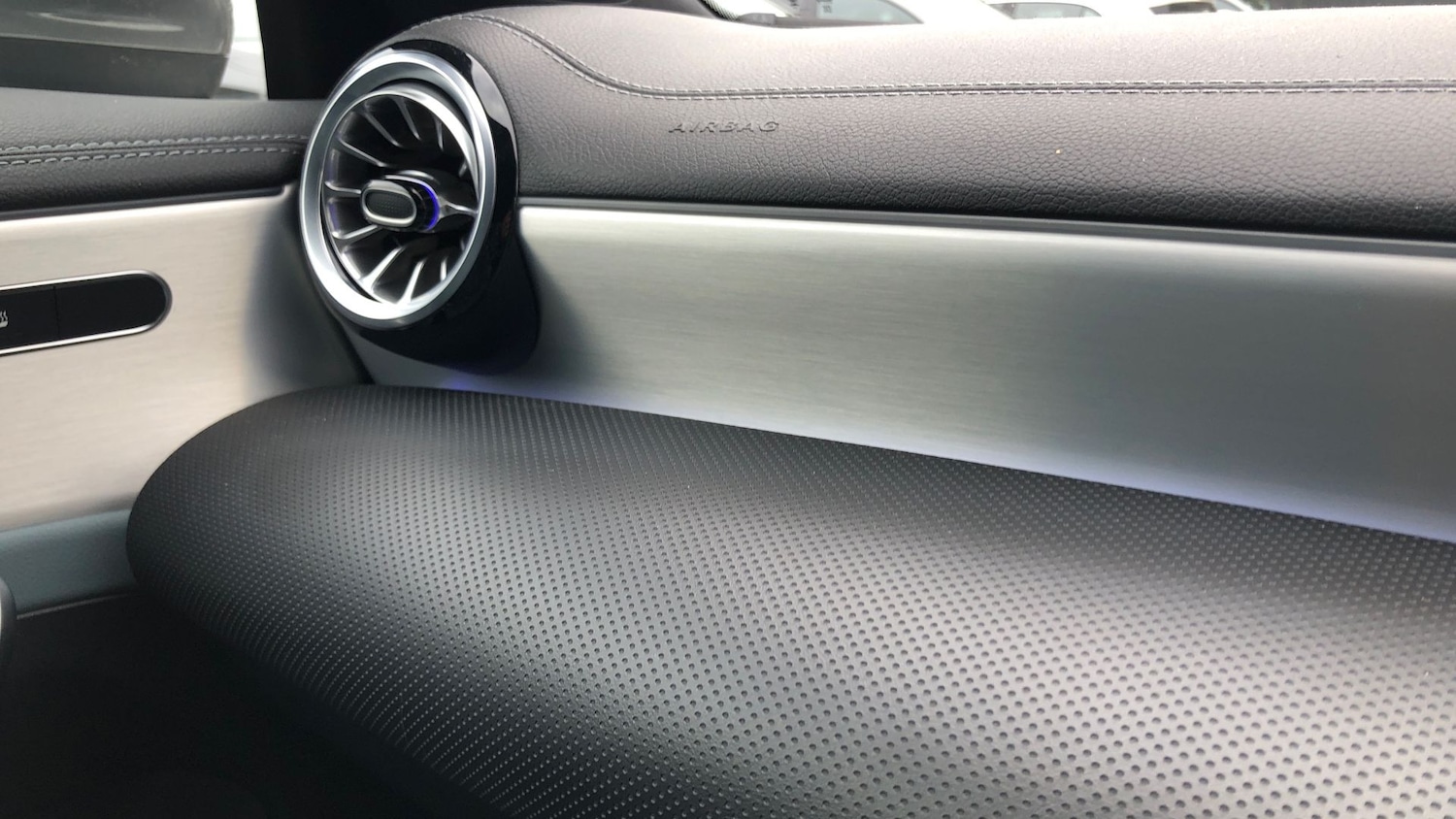 Used Mercedes-Benz CLA 2024 for sale - 76413613: Photo 28