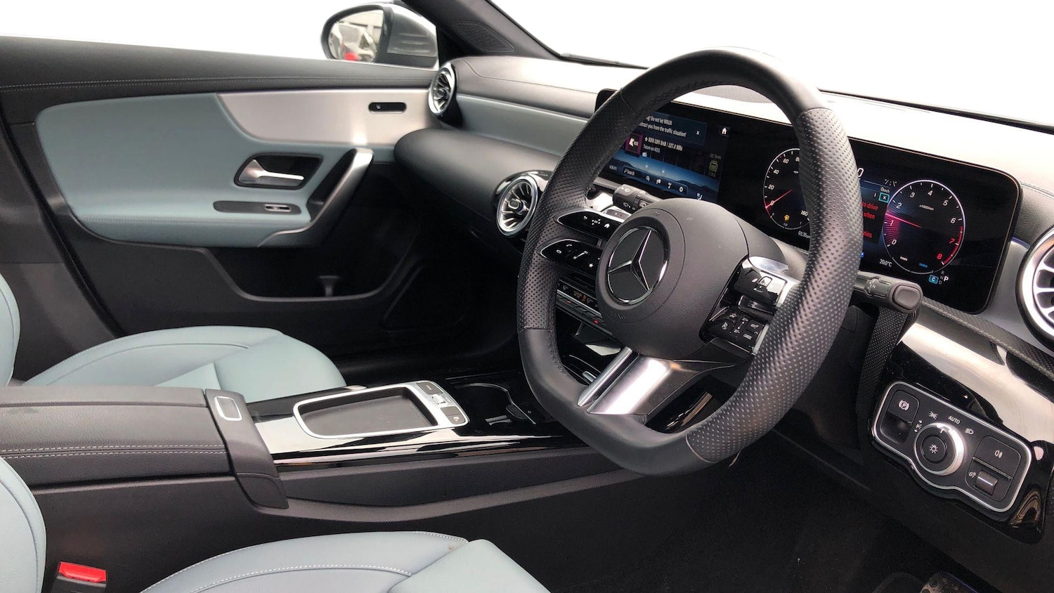 Used Mercedes-Benz CLA 2024 for sale - 76413613: Photo 3