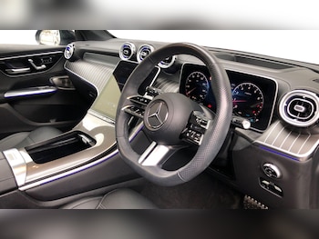 Used Mercedes-Benz GLC 2025 for sale - 77546214: Photo