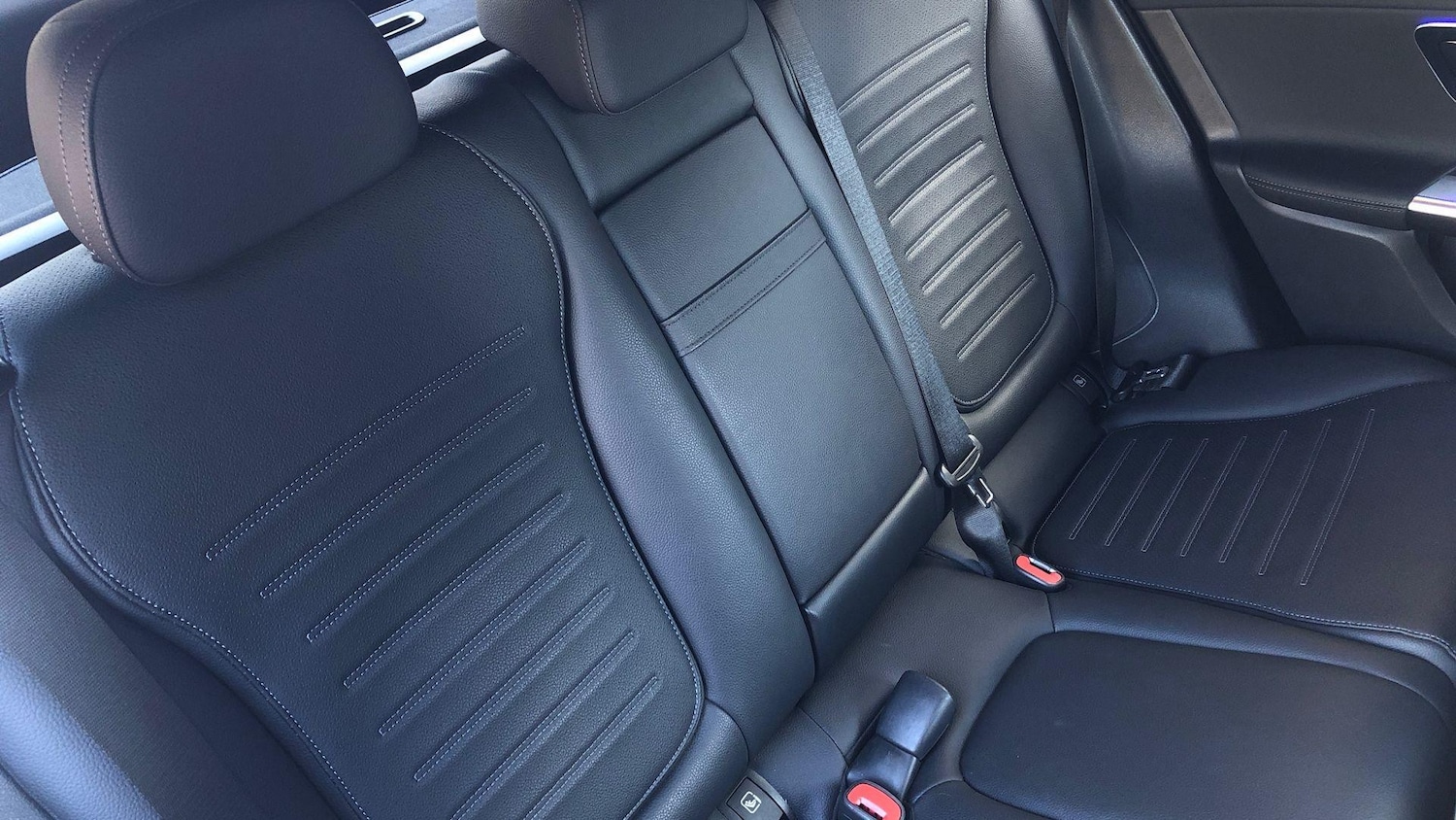 Used Mercedes-Benz GLC 2023 for sale - 76682470: Photo 12